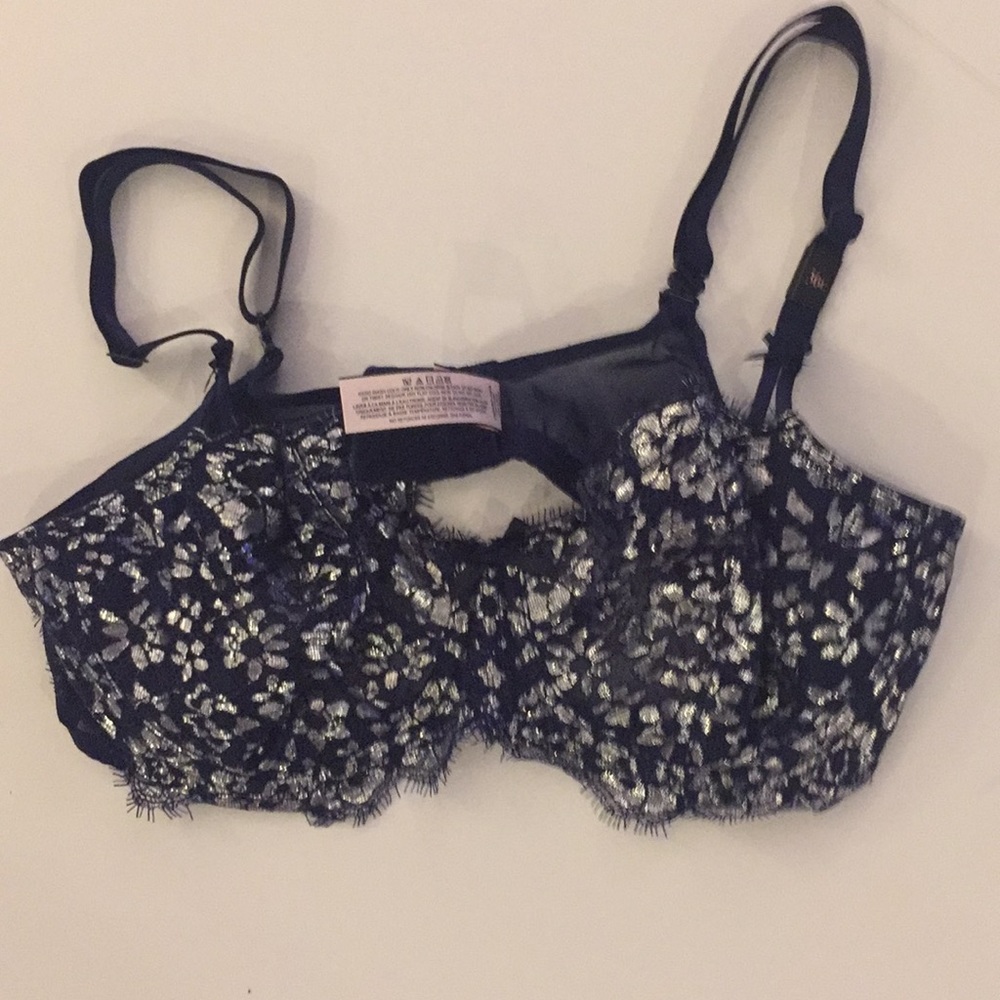 Victoria’s Secret bra